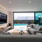 Villa Tenik