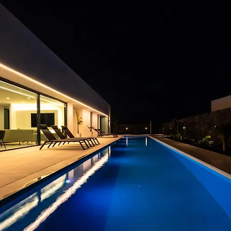 Tenik Villa Teguise