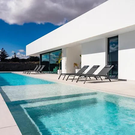 Villa Tenik Teguise